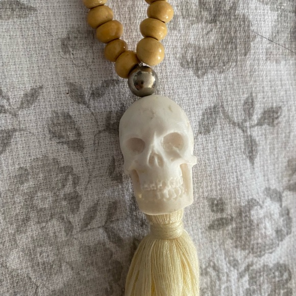 SOLD Spell white ash prayer bead necklace RARE - Picture 4 of 4